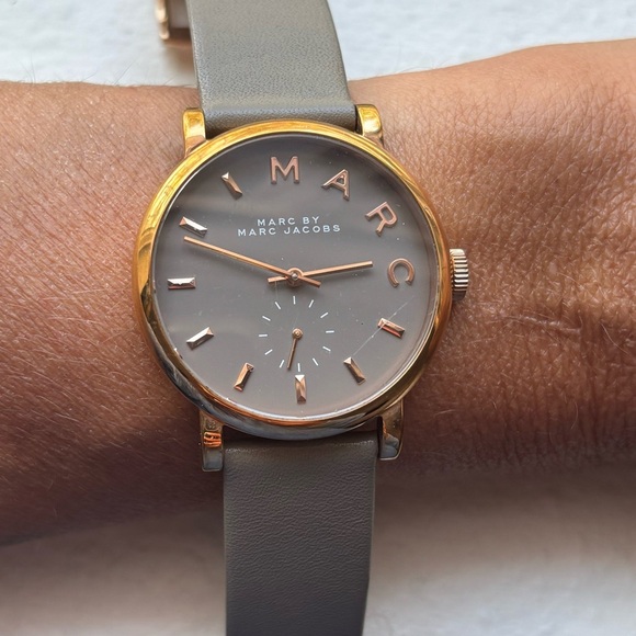 Marc Jacobs Watch - Picture 1 of 5